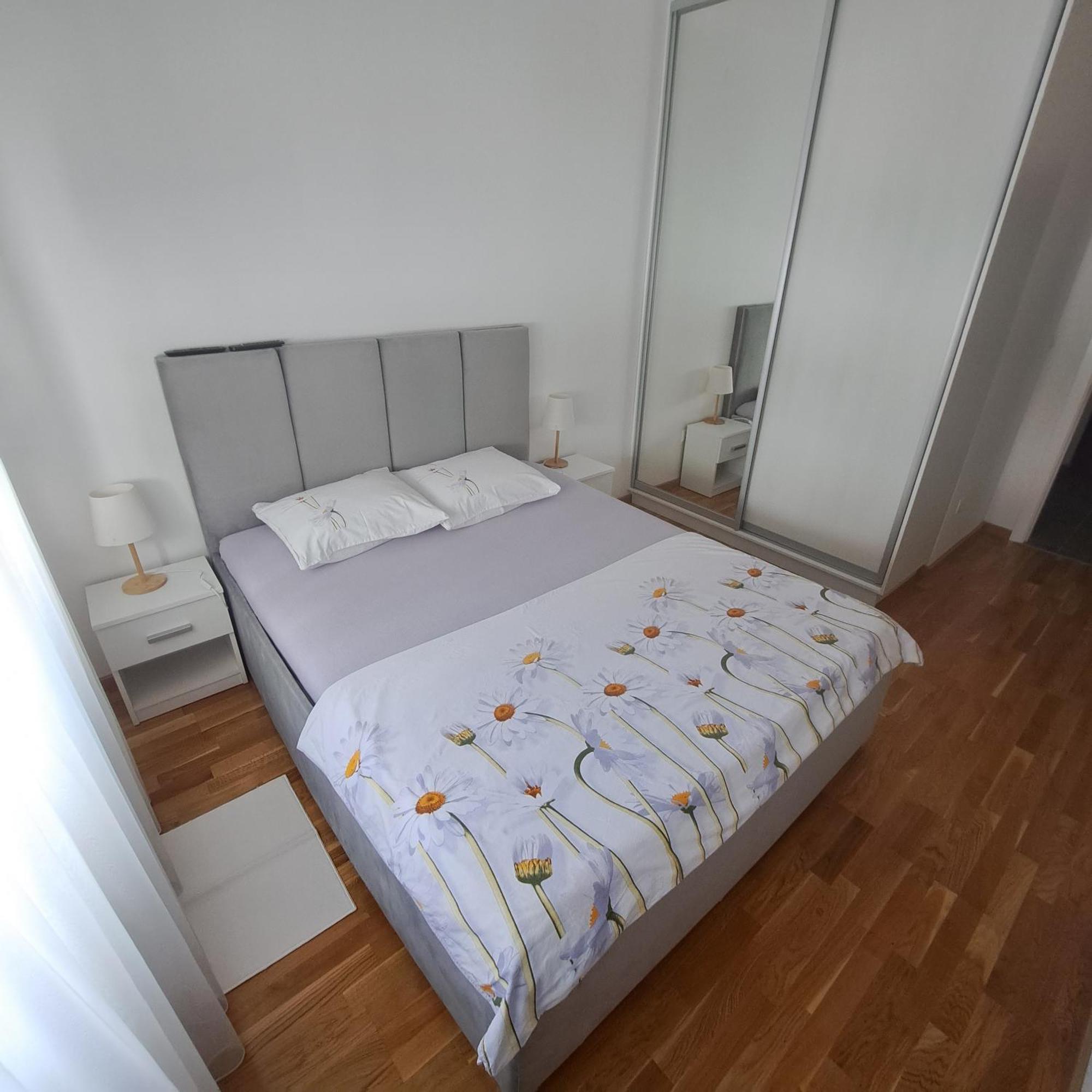 Apartman Luan Μπάνια Λούκα Εξωτερικό φωτογραφία